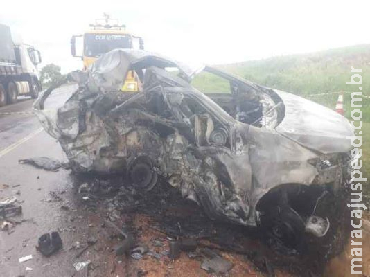 Colisão entre Ônix e Strada deixa um morto e outro em estado gravíssimo na BR-163