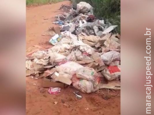 Etiquetas levam polícia até empresa responsável por carne jogada na rua