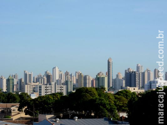 Frente fria vinda da Argentina chega hoje ao sul de MS e traz chuva