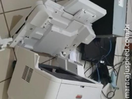 Homem é preso após agredir funcionários e quebrar equipamentos de hospital