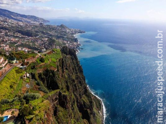 Ilha da Madeira conquista os turistas com festa de Carnaval; Conheça
