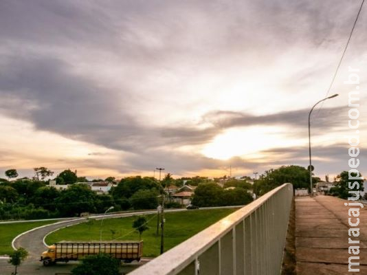 Inmet prevê sexta-feira de temperaturas elevadas e chuva isolada em MS Inmet prevê sexta-feira de temperaturas elevadas e chuva isolada em MS