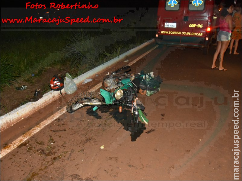Maracaju: Motociclista faz retorno na contramão em rodovia e se envolve em colisão com caminhonete Maracaju: Motociclista faz retorno na contramão em rodovia e se envolve em colisão com caminhonete