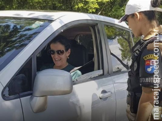 Mulheres são mais conscientes no trânsito, aponta pesquisa Mulheres são mais conscientes no trânsito, aponta pesquisa