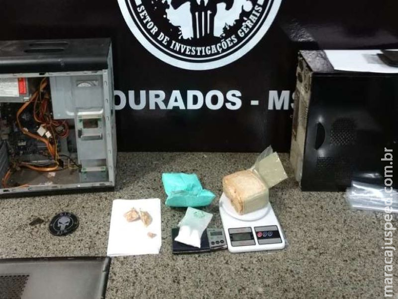 Polícia flagra boca de fumo 