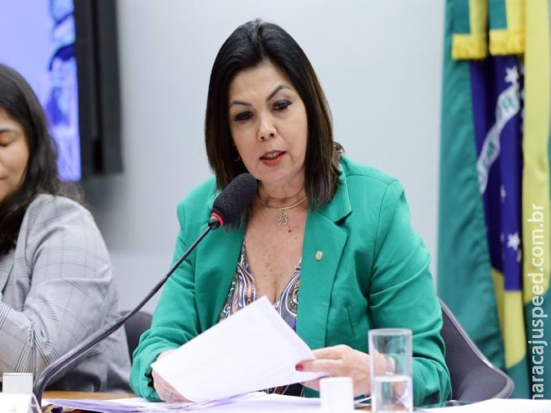 Projeto assegura atendimento especializado no SUS para mulheres na menopausa Projeto assegura atendimento especializado no SUS para mulheres na menopausa