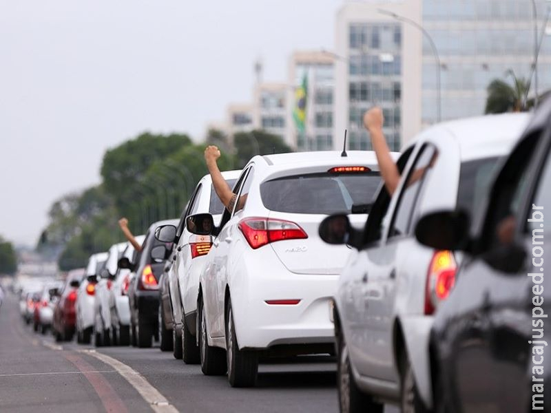 Proposta estende a motorista de aplicativo isenção tributária garantida a taxista