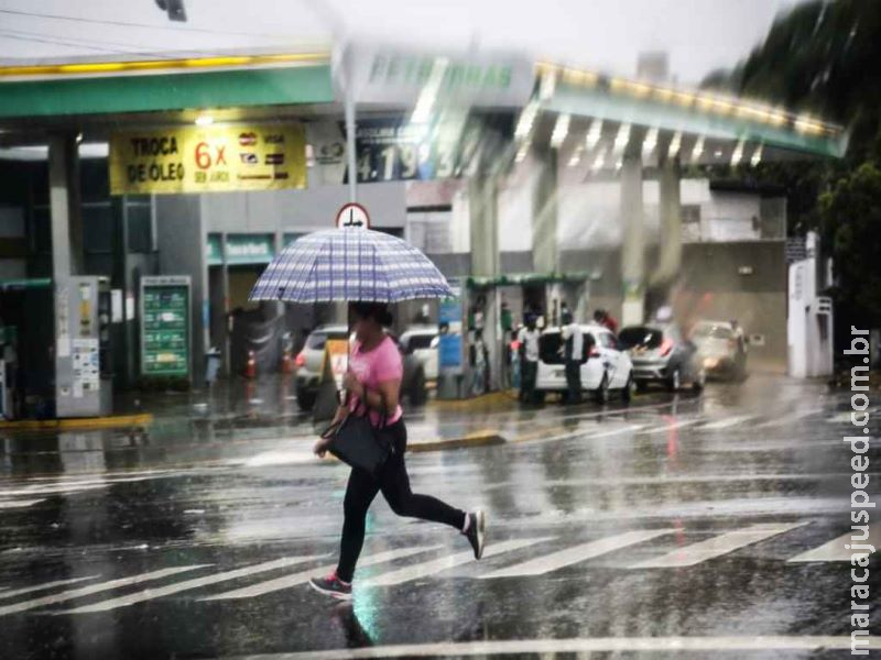 Quarta-feira amanhece chuvosa e máxima chega aos 36°C em MS Quarta-feira amanhece chuvosa e máxima chega aos 36°C em MS