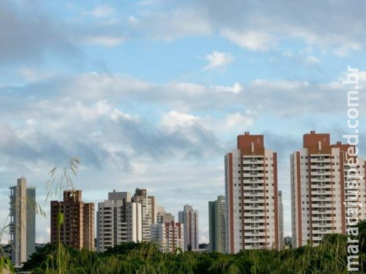 Sexta-feira será de céu nublado e pancadas de chuva em áreas isoladas