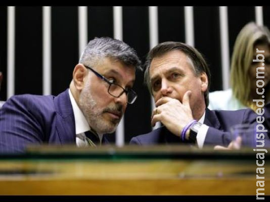 Alexandre Frota entrará com pedido de impeachment de Bolsonaro
