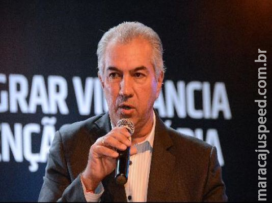 Azambuja e outros 19 governadores assinam carta com críticas à Bolsonaro Azambuja e outros 19 governadores assinam carta com críticas à Bolsonaro