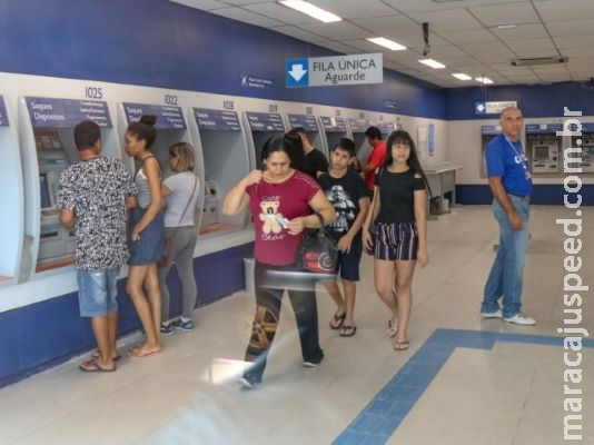 Caixa inicia hoje pagamento do PIS para nascidos em março e abril