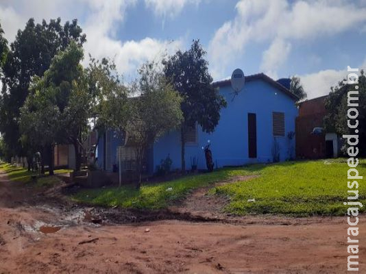 Casa de policial é atacada a tiros de arma de fogo na fronteira Casa de policial é atacada a tiros de arma de fogo na fronteira