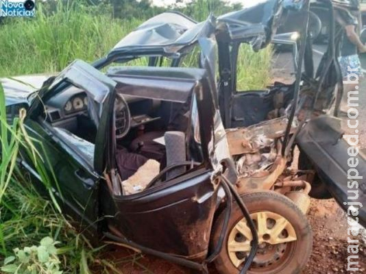 Idoso de 74 anos fica preso às ferragens após colisão na MS-134