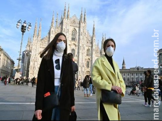 Itália tem toque de recolhe por coronavírus, cresce alerta global 