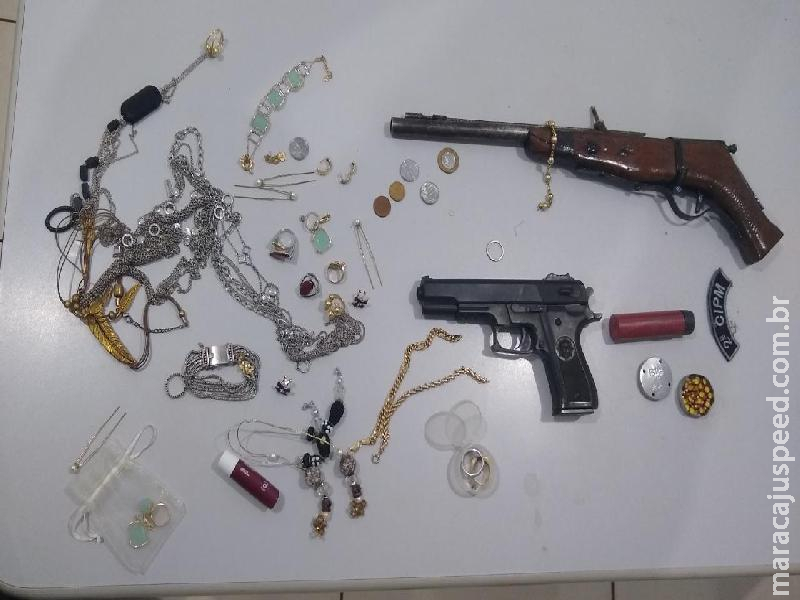 Maracaju: Polícia Militar prende homem em flagrante por “posse ou porte ilegal de arma de fogo de uso restrito” Maracaju: Polícia Militar prende homem em flagrante por “posse ou porte ilegal de arma de fogo de uso restrito”