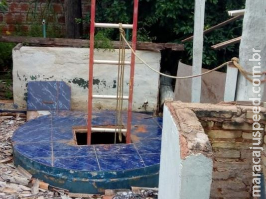 Menino de 4 anos morre ao cair em poço de 11 metros de profundidade Menino de 4 anos morre ao cair em poço de 11 metros de profundidade