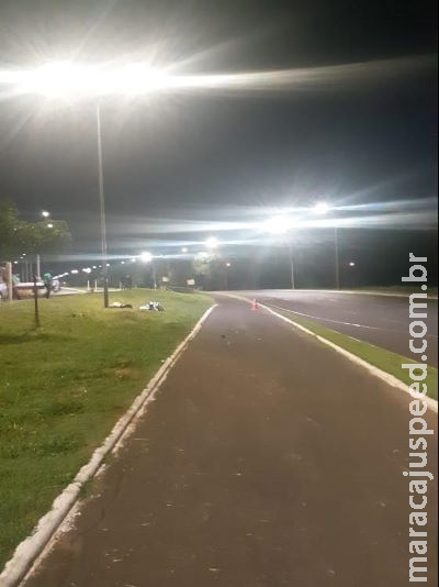 Motociclista morre ao bater em poste no Taveirópolis durante a madrugada Motociclista morre ao bater em poste no Taveirópolis durante a madrugada