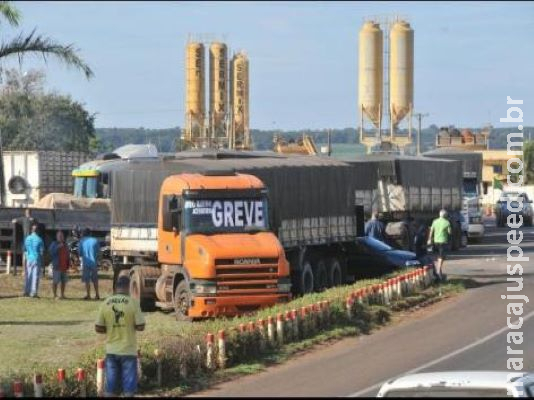 Nova greve dos caminhoneiros está marcada para a próxima quarta-feira