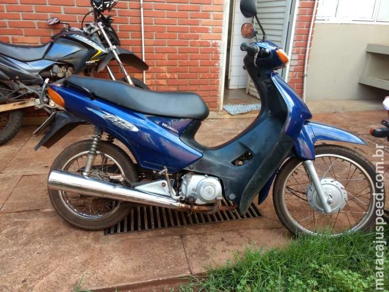 Polícia flagra homem dando ‘rolê’ com moto furtada no Centro Polícia flagra homem dando ‘rolê’ com moto furtada no Centro