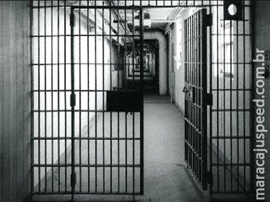 Projeto autoriza Forças Armadas a manter sob custódia estrangeiro preso na fronteira Projeto autoriza Forças Armadas a manter sob custódia estrangeiro preso na fronteira