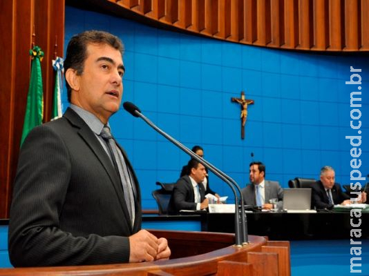 Projeto pode tornar ilegal empréstimo para idoso sem assinatura física Projeto pode tornar ilegal empréstimo para idoso sem assinatura física