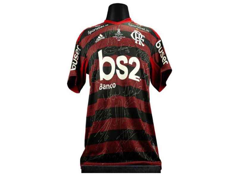 Quer uma camisa do Gabigol autografada? Ajude o Cotolengo a criar sua nova casa de assitência