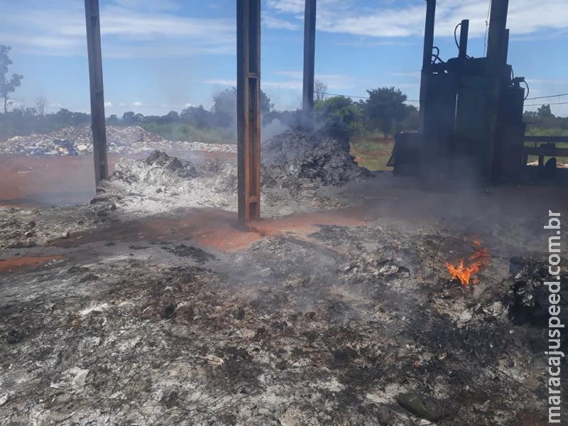 Após incêndio em usina de reciclagem, trabalhadores devem receber assistência