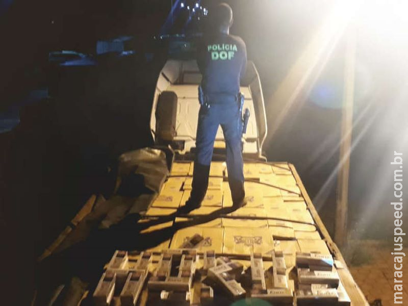 Carreta com 40 mil pacotes de cigarros é apreendida em Itaquiraí Carreta com 40 mil pacotes de cigarros é apreendida em Itaquiraí