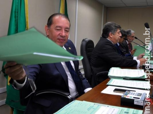 Deputado prevê emenda coletiva para votar projeto de taxas cartorárias