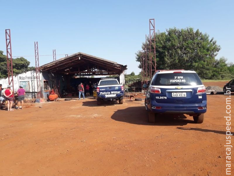 Homem é encontrado morto dentro de barracão de oficina em Itaporã Homem é encontrado morto dentro de barracão de oficina em Itaporã