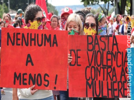 Lei do Feminicídio faz 5 anos, mas deputadas defendem seu aprimoramento