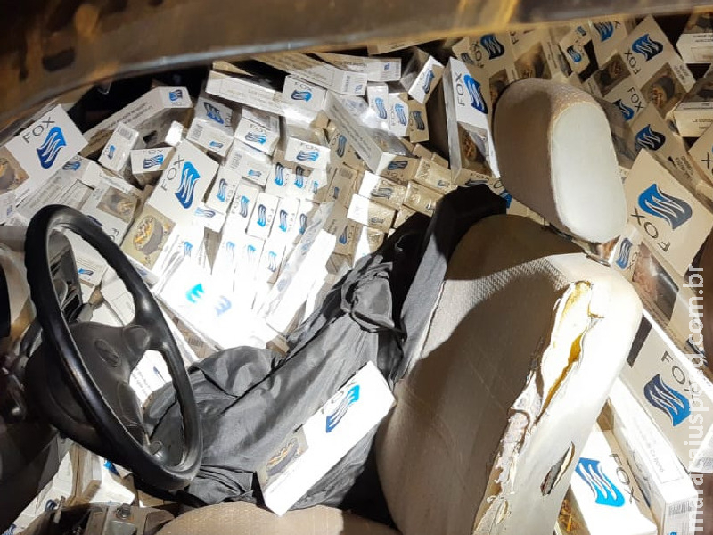Maracaju: DOF apreende veículo carregado com produtos contrabandeados do Paraguai Maracaju: DOF apreende veículo carregado com produtos contrabandeados do Paraguai