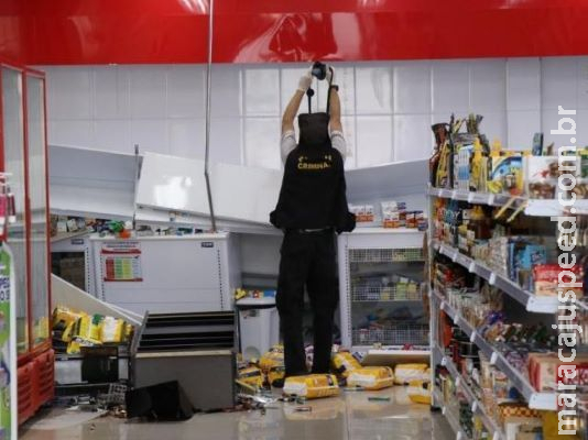 Mulheres no caixa fazem ladrões "pegarem gosto" por farmácias Mulheres no caixa fazem ladrões "pegarem gosto" por farmácias