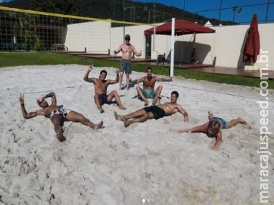 Neymar nega ter desrespeitado regras da quarentena impostas pelo PSG