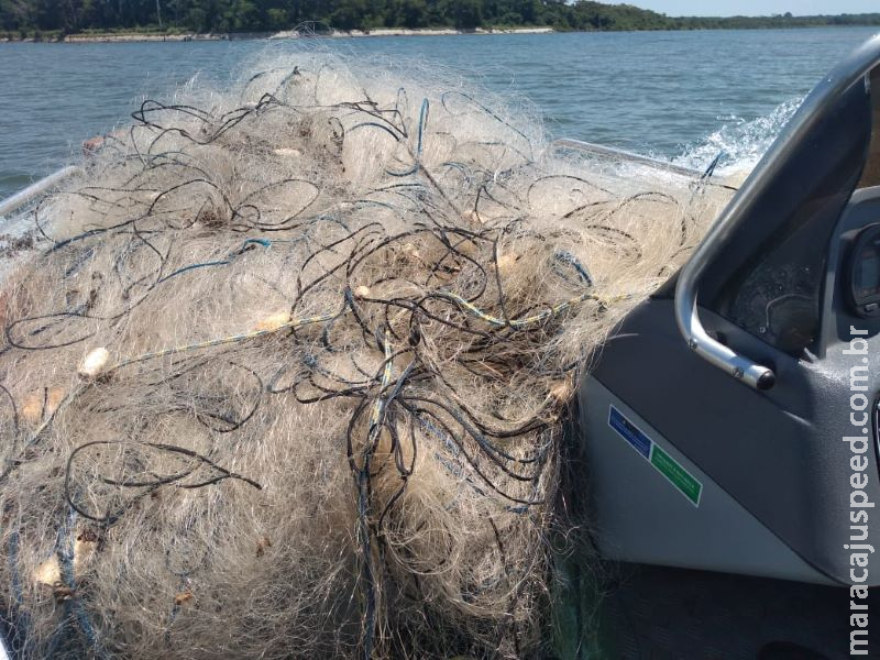 Polícia Militar Ambiental de Anaurilândia apreende 1.500 metros de redes de pesca e solta 27 kg de pescado no rio