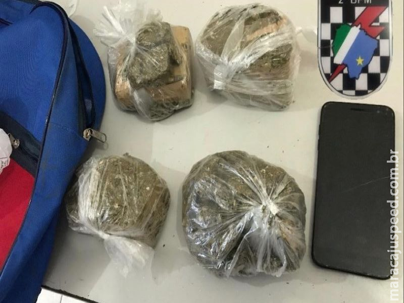 Rapaz é preso quando tentava arremessar maconha para dentro de presídio