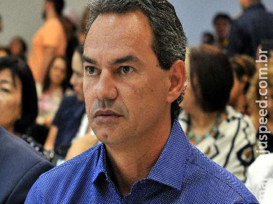 Sem aula, alunos beneficiários do Bolsa Família vão receber kit merenda da prefeitura