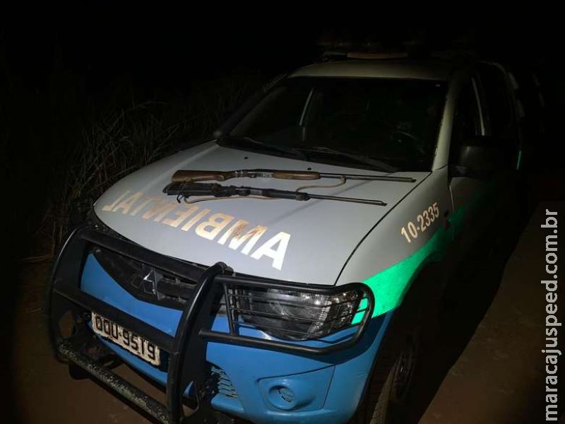 Caçadores dão disparos em mata, chamam atenção e fogem de policiais Caçadores dão disparos em mata, chamam atenção e fogem de policiais