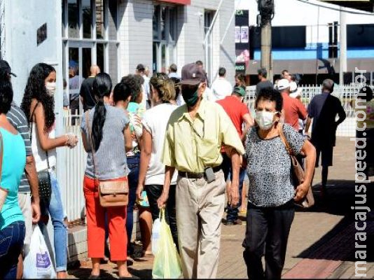 Governo e bancos negociam alívio em empréstimos consignados 