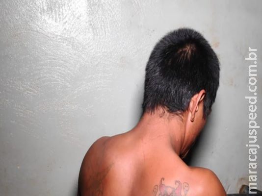 Homem é preso em Dourados acusado de estuprar a própria mãe Homem é preso em Dourados acusado de estuprar a própria mãe