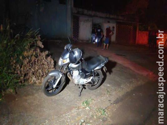 Homem passa mal, encosta moto e morre em bairro de Dourados Homem passa mal, encosta moto e morre em bairro de Dourados