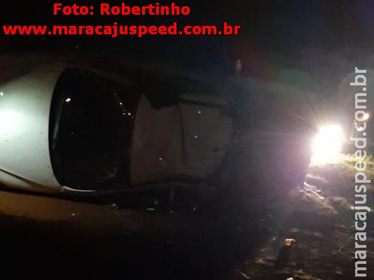 Maracaju: Condutor morre após ser arremessado de veículo que capotou próximo à rodoviária Maracaju: Condutor morre após ser arremessado de veículo que capotou próximo à rodoviária