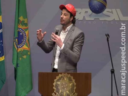 Piada de mau gosto: Gentili terá de pagar R$ 80 mil a doadora de leite ridicularizada