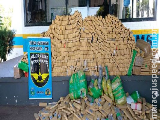 Presos com mais de 1t de maconha guardavam “ouriços” para furar pneus de viaturas Presos com mais de 1t de maconha guardavam “ouriços” para furar pneus de viaturas