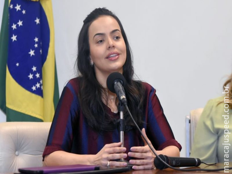 Proposta amplia faixas de consumo de água e luz com desconto para baixa renda Proposta amplia faixas de consumo de água e luz com desconto para baixa renda