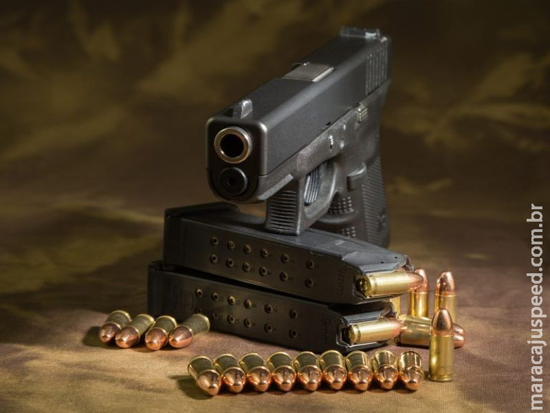 Propostas sustam portaria do Exército que revogou regras sobre armas e munições Propostas sustam portaria do Exército que revogou regras sobre armas e munições