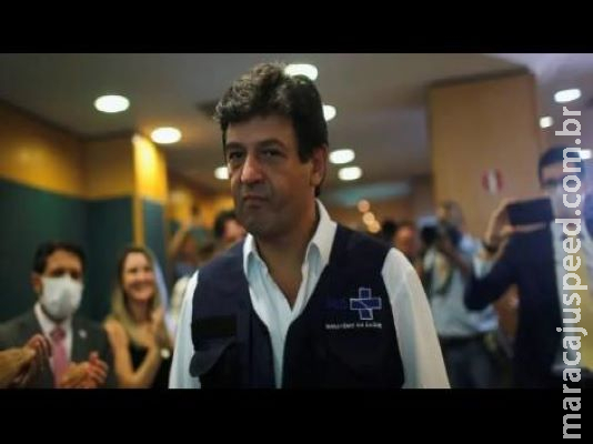 Troca de ministro da Saúde deve ocorrer hoje ou amanhã, diz Mandetta Troca de ministro da Saúde deve ocorrer hoje ou amanhã, diz Mandetta