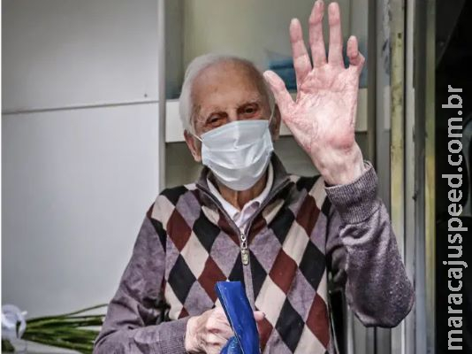 Brasil alcança a marca de 100 mil recuperados do novo coronavírus Brasil alcança a marca de 100 mil recuperados do novo coronavírus