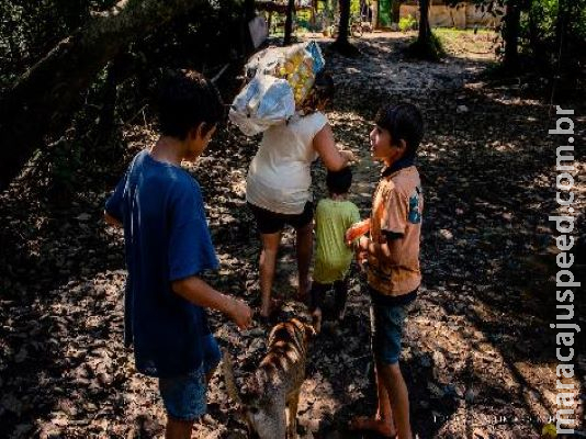Campanha arrecada mantimentos para ribeirinhos de MS